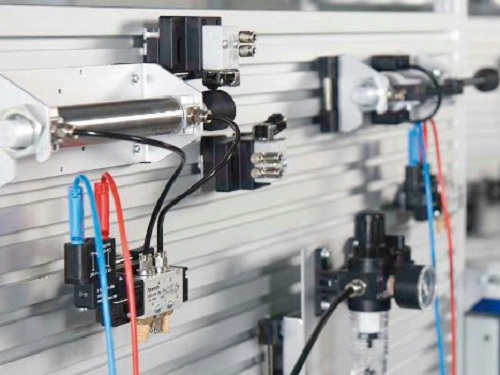 Perfiles de aluminio T-slot, Guias lineales Rexroth, Automatizacion industrial, Energia renovables, Modulos de Hidraulica, neumatica, Servicios mecanizados